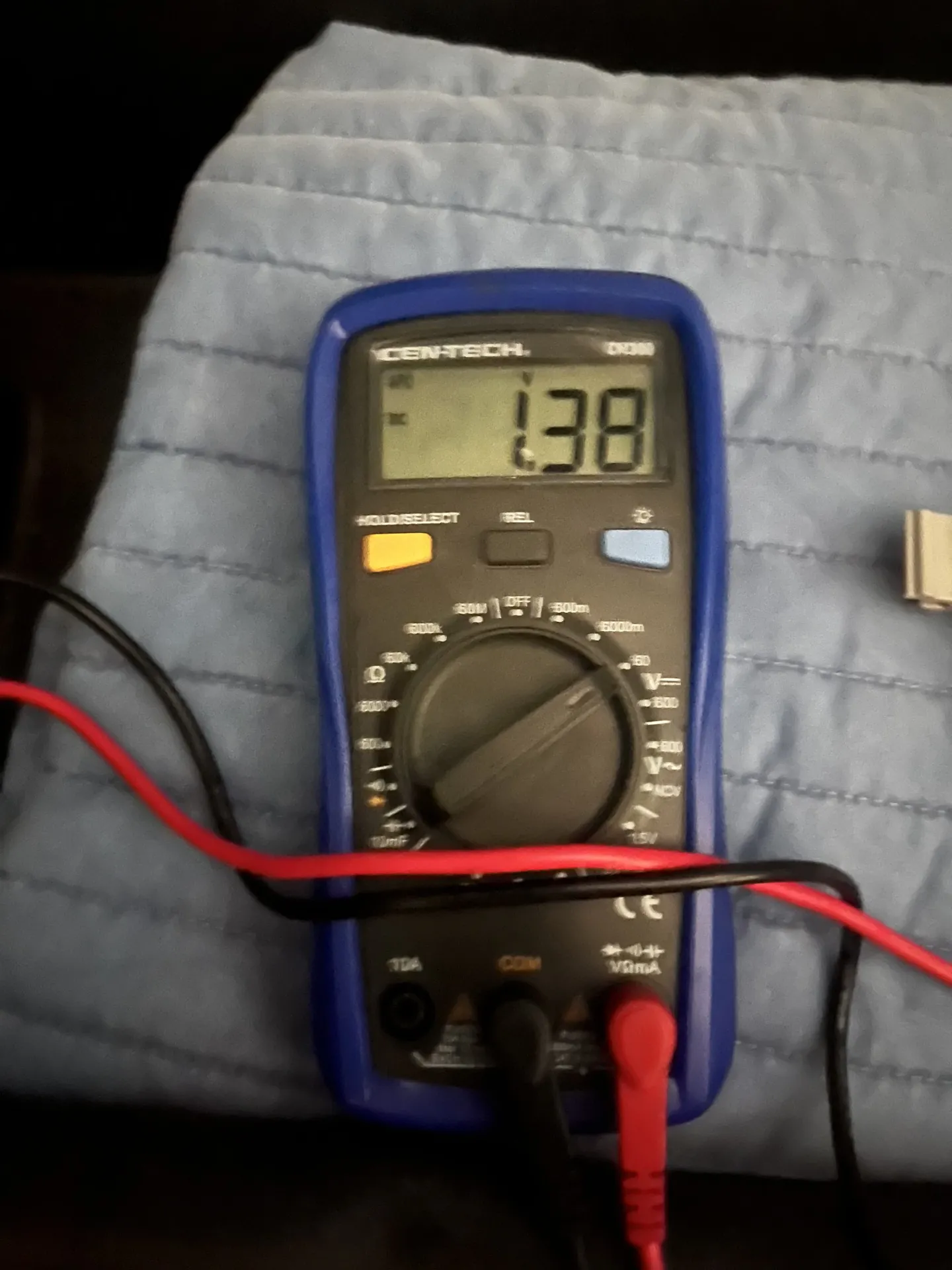 Digital multimeter used for mobile automotive electrical testing